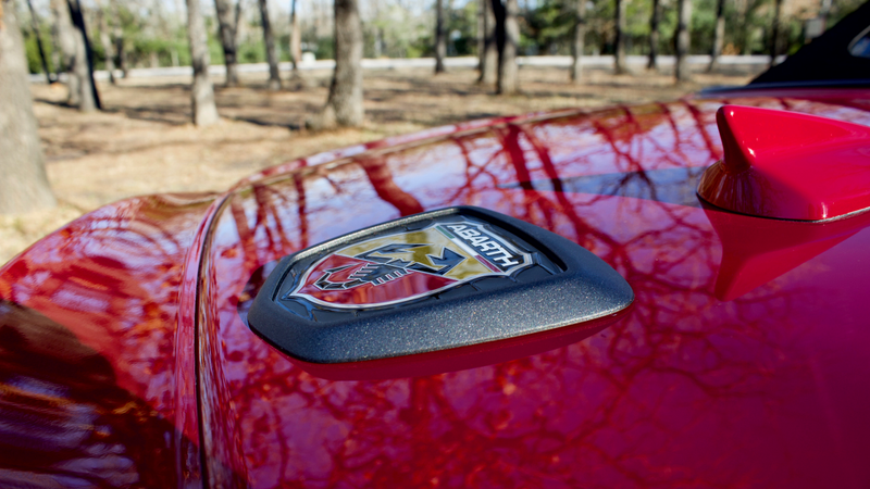 Illustration for article titled The 2018 Fiat 124 Spider Abarth Is a Fantastic Little Roadster That Needs a Reality Check